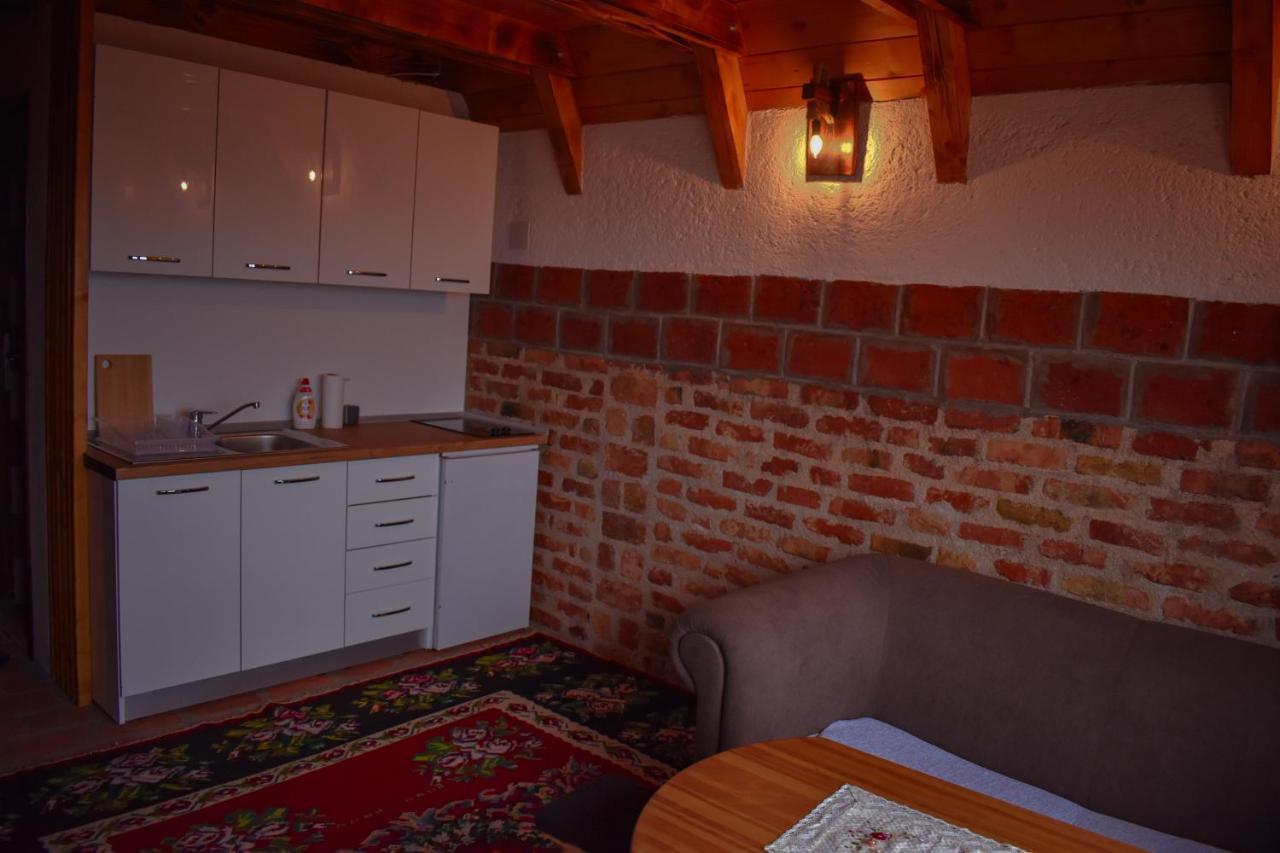 Vikendica Tromedja Chalet Pale