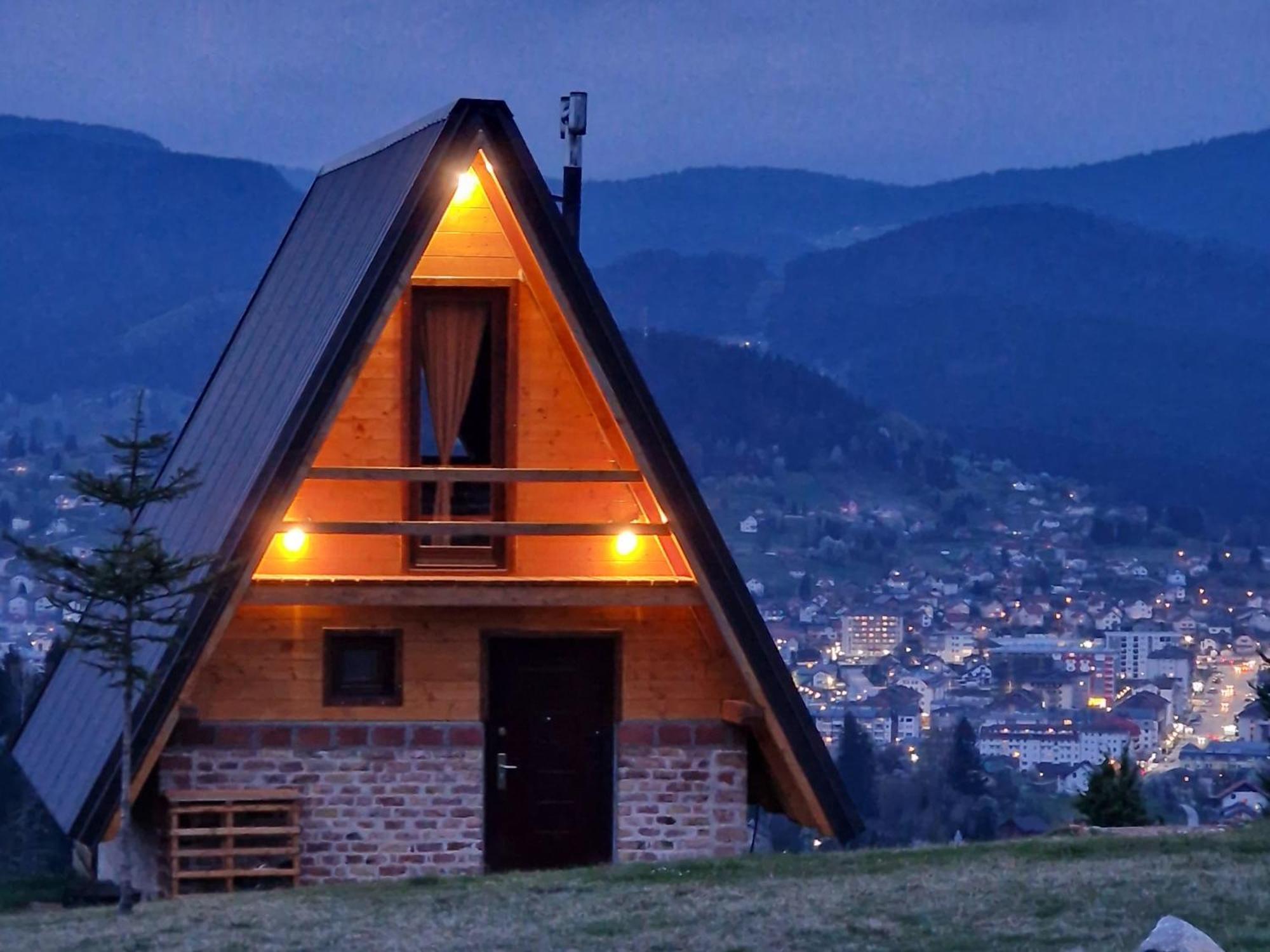 Vikendica Tromedja Chalet *